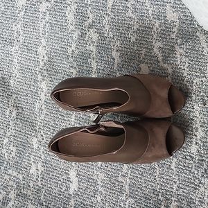 BCBG open toe booties